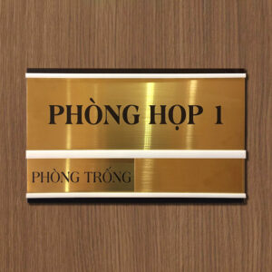 Biển bảng kim loại ăn mòn