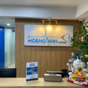 Biển mica in Uv chữ nổi