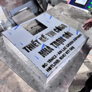 Biển vẫy inox âm bản